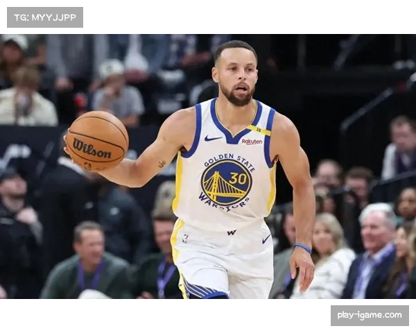 库里狂砍，领先近13分的开拓者！